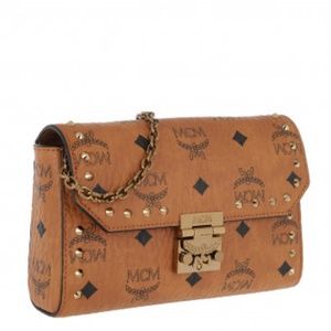 Medium Patricia Studded zip Purse